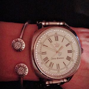 Juicy Couture Classic Watch🌺